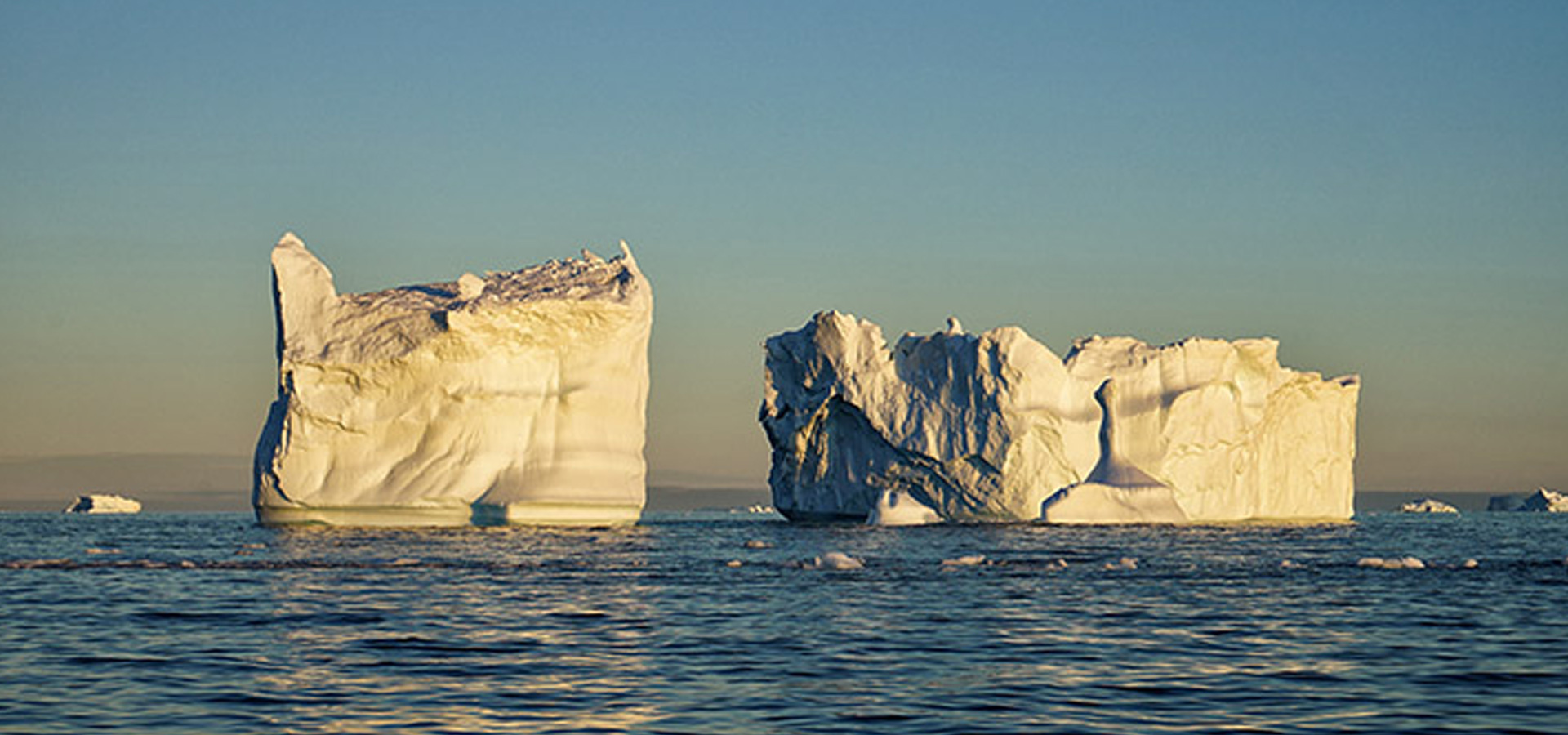 The Red House - Eastgreenland - Aktivitäten - Bootstour