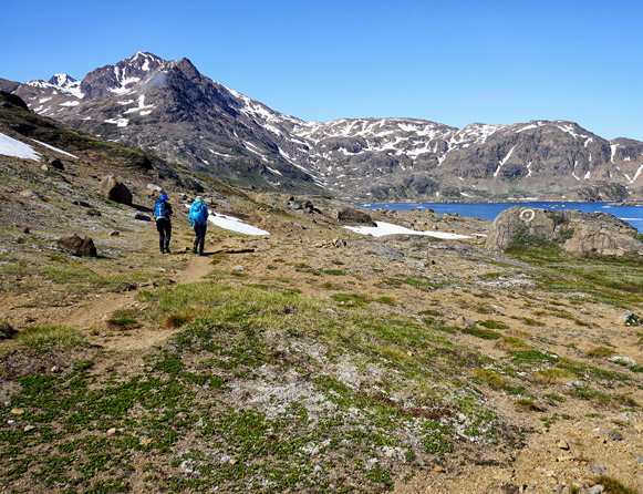 The Red House - Eastgreenland - Aktivitäten - Wandern - Trekking