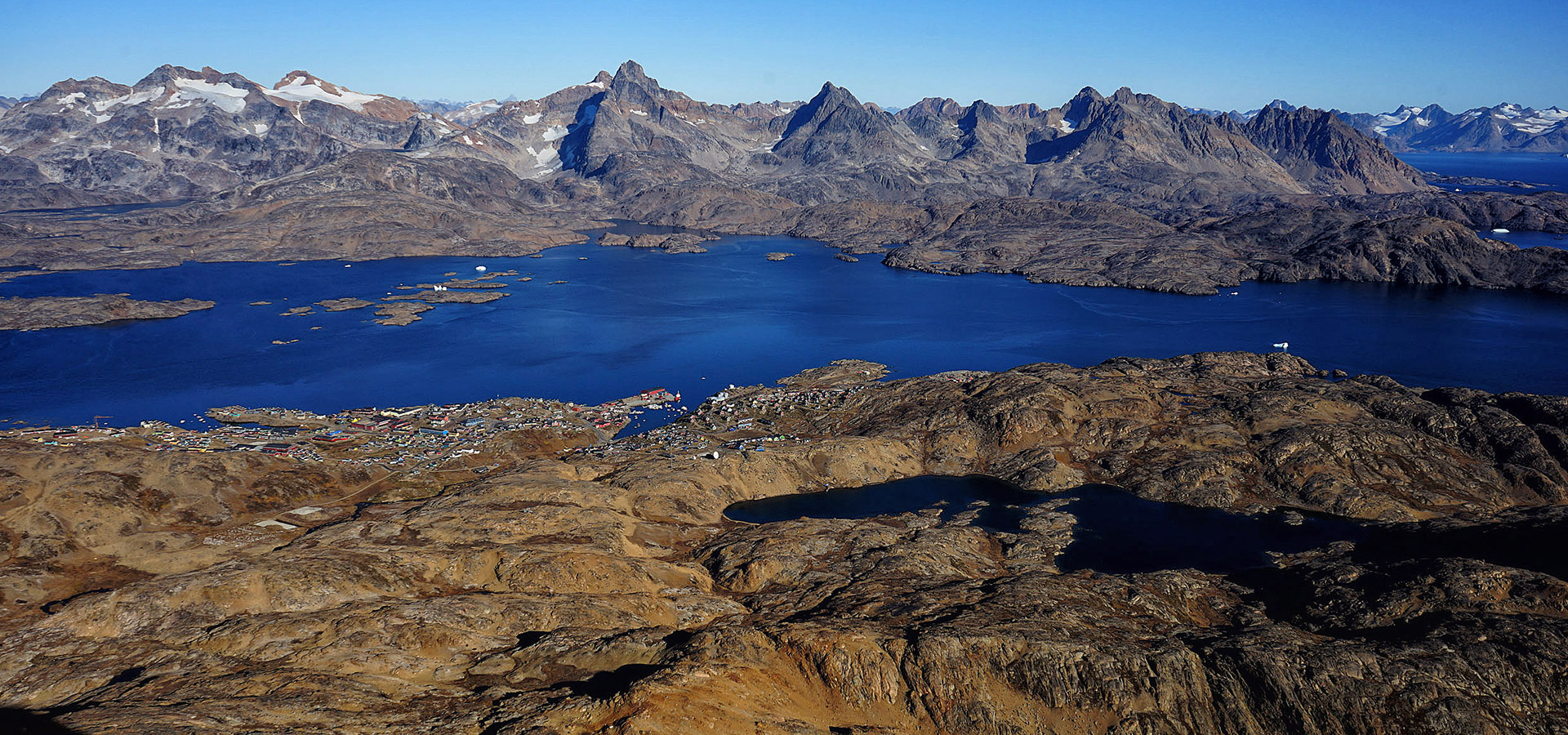 The Red House - Eastgreenland - Geschichte