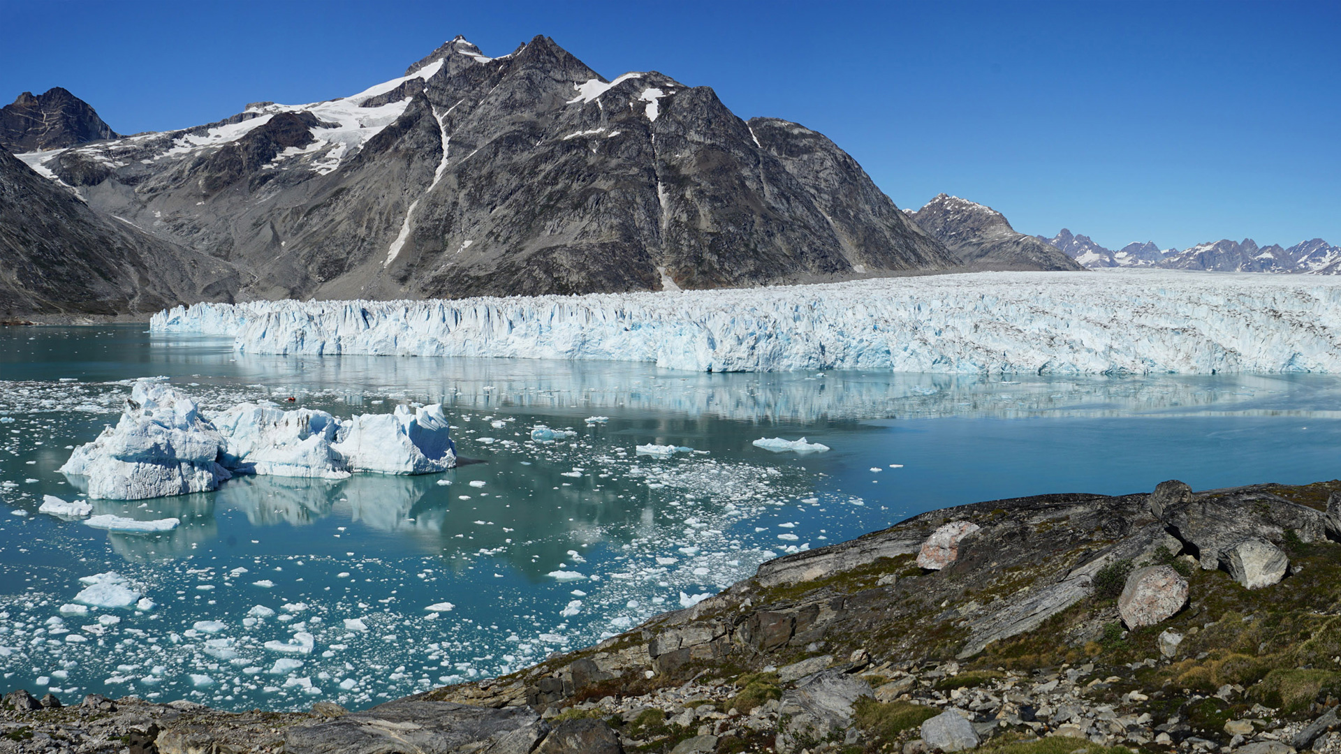 The Red House - Eastgreenland - Ostgroenland